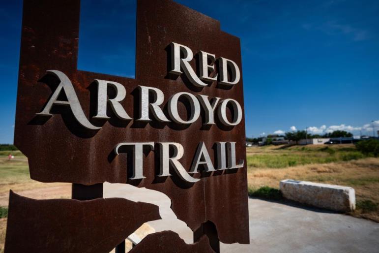 Red Arroyo Trail Sign